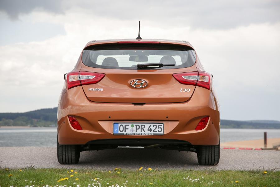  Hyundai i30 5-Door 2015 года  (фото 12 из 29)